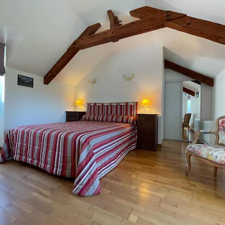 Chez Civit Pedelaborde 3* Poey-d'Oloron