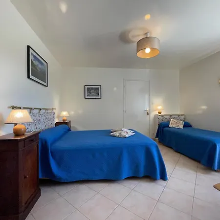 Chez Civit Pedelaborde 3*